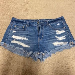 American eagle distressed denim shorts